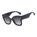 High Quality Oversized PC Sunglasses for Women White Frame UV400 Colorful Lunette De Soleil Fashionable ODM OEM Eyewear